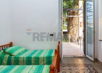 Camera / camera da letto - Appartamento Piazza VI Novembre
 
44, Mascali - foto 25