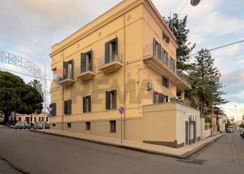 Edificio all\'aperto - Appartamento Piazza VI Novembre
 
44, Mascali - foto 1