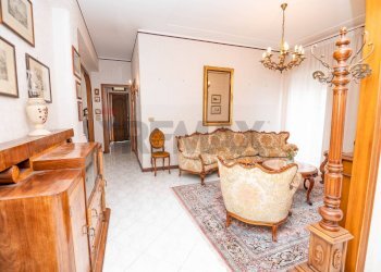 Soggiorno - Apartment Via Mineo
 
11, Catania - photo 9