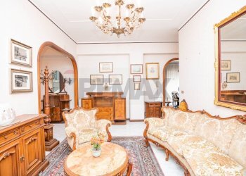 Soggiorno - Apartment Via Mineo
 
11, Catania - photo 10