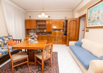 Sala da pranzo - Apartment Via Mineo
 
11, Catania - photo 25