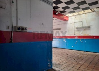 Parcheggio - Locale Commerciale Via Coniglio
 
70, Paterno - foto 9