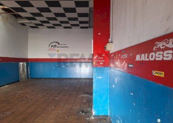 Piscina - Locale Commerciale Via Coniglio
 
70, Paterno - foto 10