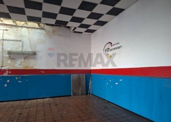 Parcheggio - Locale Commerciale Via Coniglio
 
70, Paterno - foto 14