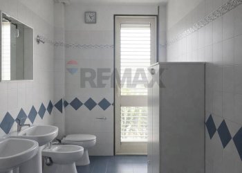 Bagno - Appartamento Via Madre Teresa di Calcutta
 
10, Belpasso - foto 3