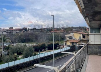 Balcone - Appartamento Via Madre Teresa di Calcutta
 
10, Belpasso - foto 5