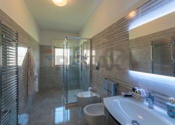 Bagno - Terraced Villa via minosse
 
23, Caltagirone - photo 45