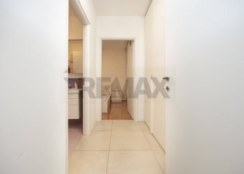 Hall / corridoio - Appartamento Via Pianella
 
1, Milano - foto 11