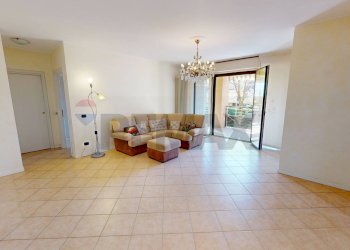 Soggiorno - Three-room apartment Via Trieste
 
7, Cassina de' Pecchi - photo 4