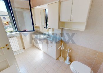 Bagno - Three-room apartment Via Trieste
 
7, Cassina de' Pecchi - photo 18