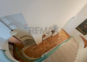 Scale - Villa contrada fossa cerasa
 
snc, Padula - foto 23