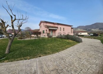 Casa all\'aperto - Villa contrada fossa cerasa
 
snc, Padula - foto 40