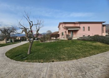 Casa all\'aperto - Villa contrada fossa cerasa
 
snc, Padula - foto 41
