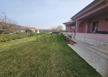 Giardino - Villa contrada fossa cerasa
 
snc, Padula - foto 49