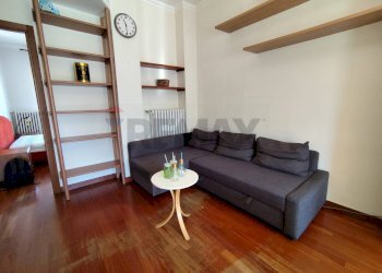 Soggiorno - Three-room apartment Via Trinita'
 
3, Torino - photo 1