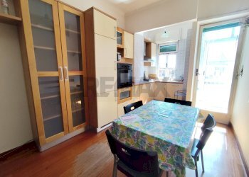 Sala da pranzo - Three-room apartment Via Trinita'
 
3, Torino - photo 9