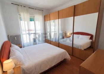 Camera / camera da letto - Three-room apartment Via Trinita'
 
3, Torino - photo 18