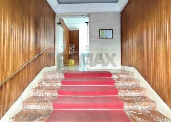 Ricezione / Lobby - Three-room apartment Via Trinita'
 
3, Torino - photo 23