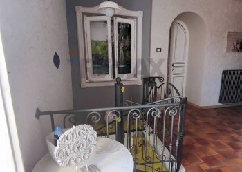 Sala da pranzo - Casa indipendente ioggi - via della repubblica
 
10, Santa Caterina Albanese - foto 4