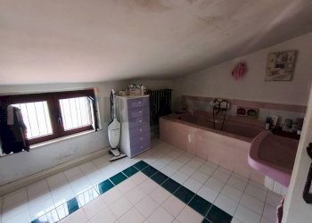 Bagno - Casa indipendente ioggi - via della repubblica
 
10, Santa Caterina Albanese - foto 12