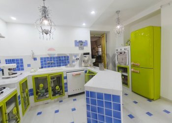 Cucina - Casa indipendente ioggi - via della repubblica
 
10, Santa Caterina Albanese - foto 34