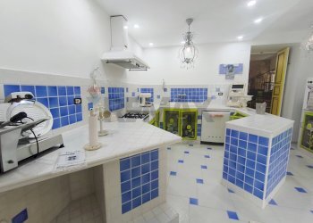 Cucina - Casa indipendente ioggi - via della repubblica
 
10, Santa Caterina Albanese - foto 35