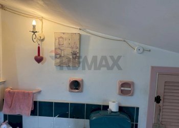 Bagno - Casa indipendente ioggi - via della repubblica
 
10, Santa Caterina Albanese - foto 58