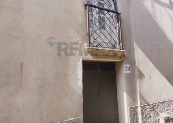 Edificio all\'aperto - Casa indipendente ioggi - via della repubblica
 
10, Santa Caterina Albanese - foto 86