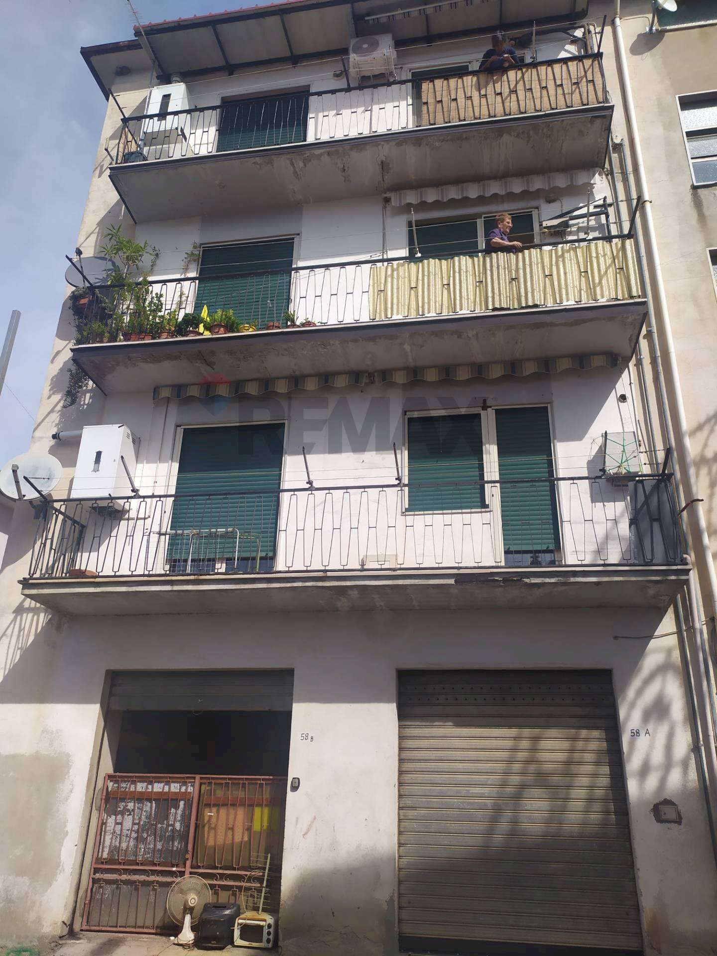 Edificio all\'aperto - Appartamento via olivella
 
58, Tarsia - foto 1