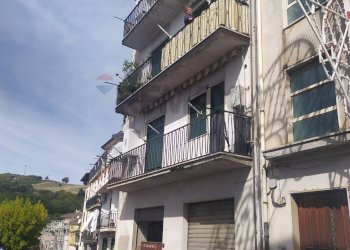 Edificio all\'aperto - Appartamento via olivella
 
58, Tarsia - foto 1