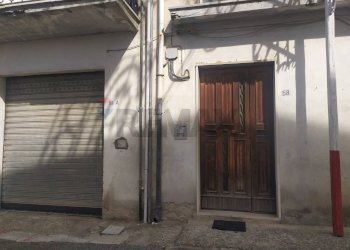 Edificio all\'aperto - Appartamento via olivella
 
58, Tarsia - foto 41