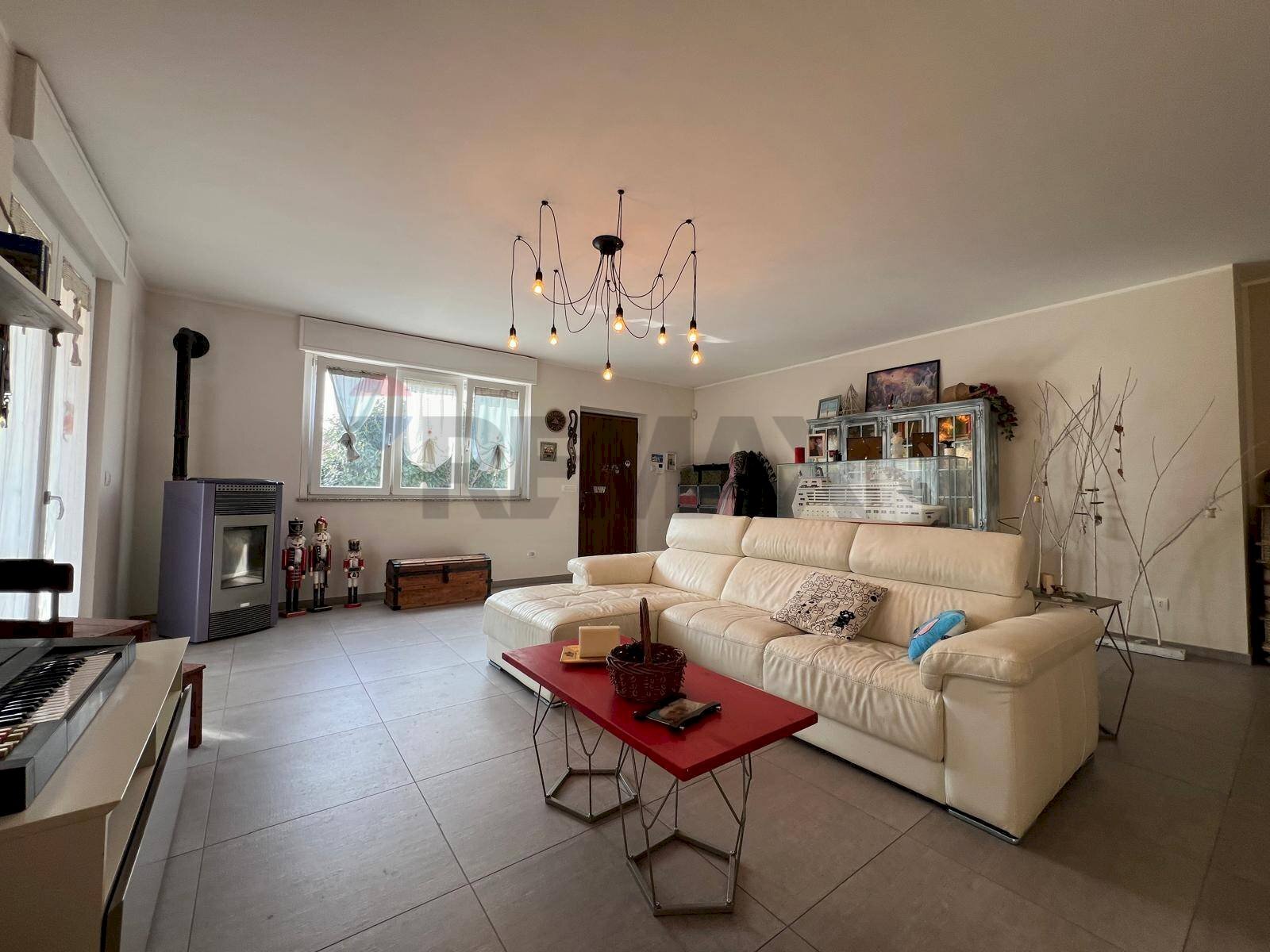 Soggiorno - Villa Via Maria Baudino
 
6, Rivarolo Canavese - foto 2