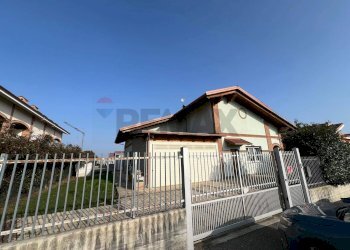 Casa all\'aperto - Villa Via Maria Baudino
 
6, Rivarolo Canavese - foto 1