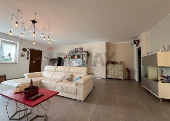 Soggiorno - Villa Via Maria Baudino
 
6, Rivarolo Canavese - foto 3