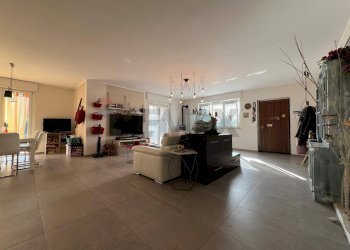 Soggiorno - Villa Via Maria Baudino
 
6, Rivarolo Canavese - foto 4