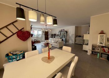 Sala da pranzo - Villa Via Maria Baudino
 
6, Rivarolo Canavese - foto 9