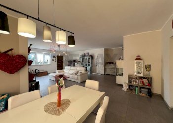 Sala da pranzo - Villa Via Maria Baudino
 
6, Rivarolo Canavese - foto 10