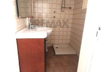 Bagno - Independent house via Benedetto Bertona
 
11, Francofonte - photo 8