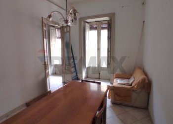 Sala da pranzo - Independent house via Benedetto Bertona
 
11, Francofonte - photo 33