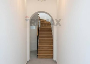 Hall / corridoio - Independent house via Benedetto Bertona
 
11, Francofonte - photo 44