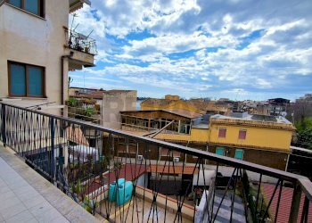 Balcone - Appartamento Via Consolare Valeria
 
12, Giardini-Naxos - foto 1