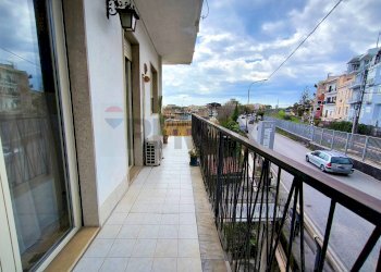 Balcone - Appartamento Via Consolare Valeria
 
12, Giardini-Naxos - foto 13