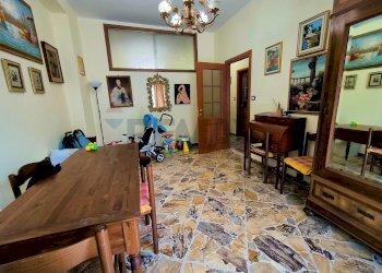 Sala da pranzo - Appartamento Via Consolare Valeria
 
12, Giardini-Naxos - foto 15