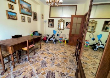 Sala da pranzo - Appartamento Via Consolare Valeria
 
12, Giardini-Naxos - foto 16