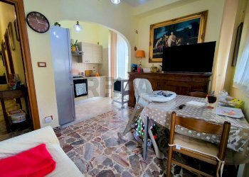 Sala da pranzo - Appartamento Via Consolare Valeria
 
12, Giardini-Naxos - foto 18