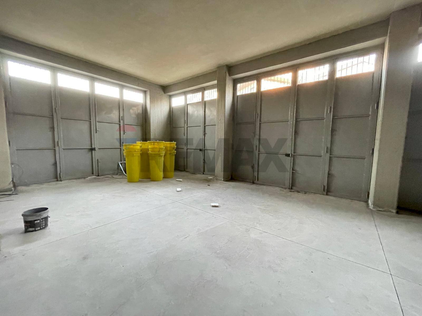 Parcheggio - Locale Commerciale Via:Luigi Capuana, Camporotondo Etneo - foto 2