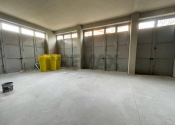 Parcheggio - Locale Commerciale Via:Luigi Capuana, Camporotondo Etneo - foto 4