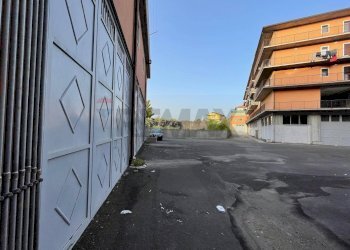 Edificio all\'aperto - Locale Commerciale Via:Luigi Capuana, Camporotondo Etneo - foto 6