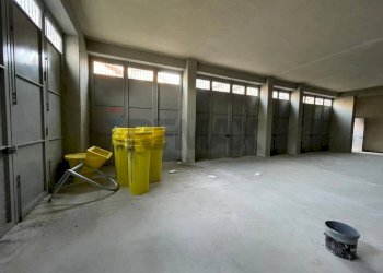 Parcheggio - Locale Commerciale Via:Luigi Capuana, Camporotondo Etneo - foto 7