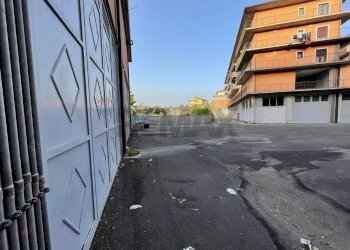 Edificio all\'aperto - Locale Commerciale Via:Luigi Capuana, Camporotondo Etneo - foto 15